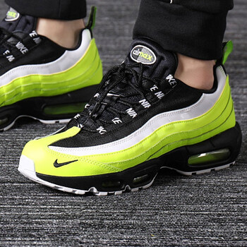 耐克（NIKE）跑步鞋538416-701 