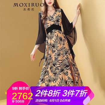 純色蕾絲裙，打造你的優(yōu)雅小性感