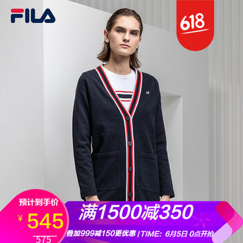 純色針織衫，微胖妹子的時(shí)尚之選