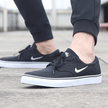 耐克（NIKE）板鞋729825-001 尺碼偏小WQ 
