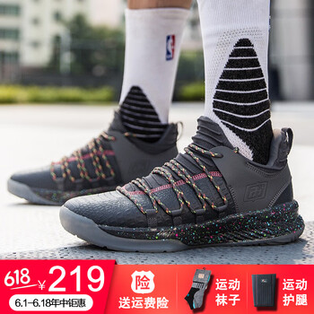 后衛(wèi)實(shí)戰(zhàn)籃球鞋