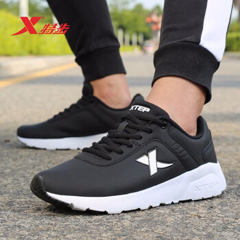 特步（XTEP）跑步鞋黑 （皮面） 