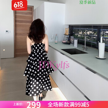 美少女的時(shí)尚風(fēng)，蕾絲連衣裙