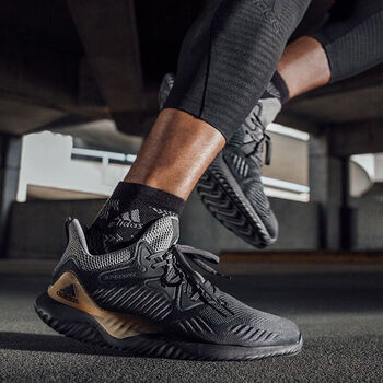 阿迪達(dá)斯（Adidas）跑步鞋CG4762/阿爾法 小椰子 40