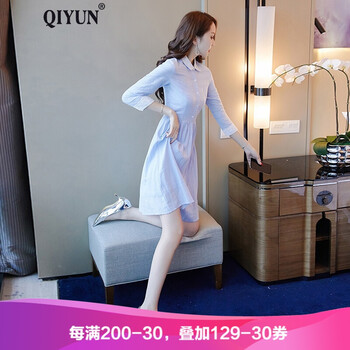 啟·韻（QIYUN） 純色 拼接，紐扣，鏤空，蕾絲 連衣裙