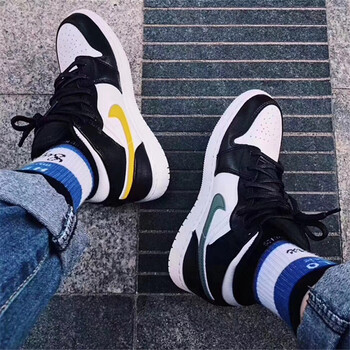 耐克（NIKE）籃球鞋554725-052黑白鴛鴦四色多彩勾 