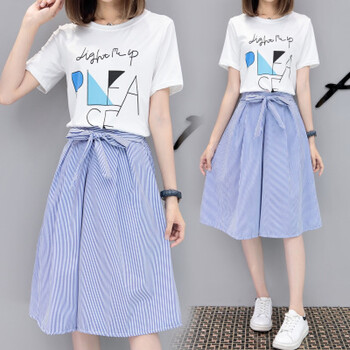 簡(jiǎn)約風(fēng)連衣裙，穿出你的少女心！