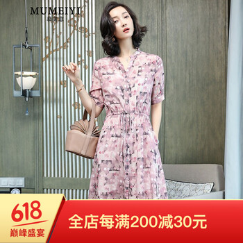 純色連衣裙，打造浪漫優(yōu)雅女人味