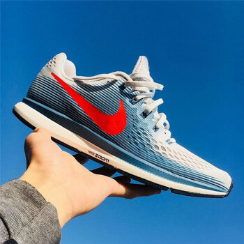 NIKE跑步鞋880555-016 40