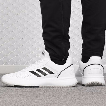 Adidas跑步鞋B96578/黑色 