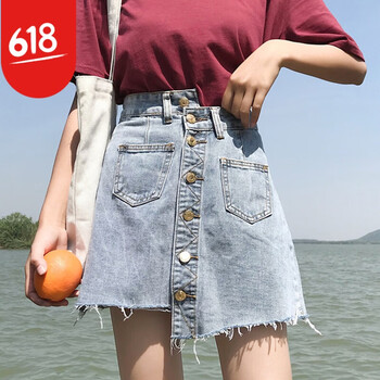 復(fù)古絲絨短裙，打造性感小仙女