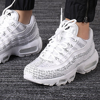 耐克（NIKE）跑步鞋AV6246-100/熱賣 36，37，38.5，38，39，40，36.5