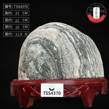 客廳單調(diào)，日式擺件營(yíng)造精致生活