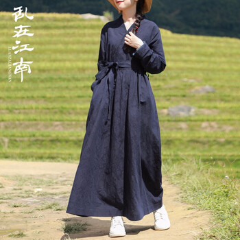 亂在江南 純色 口袋，綁帶，褶皺 連衣裙