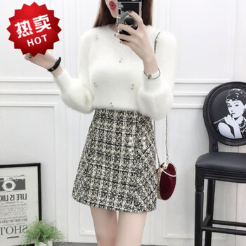 һ�ּ�����ȹ�������Ů������