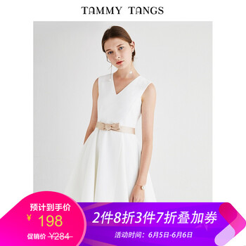 唯美鏤空連衣裙，打造優(yōu)雅小仙女