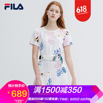 純色短袖連衣裙，打造優(yōu)雅女人味