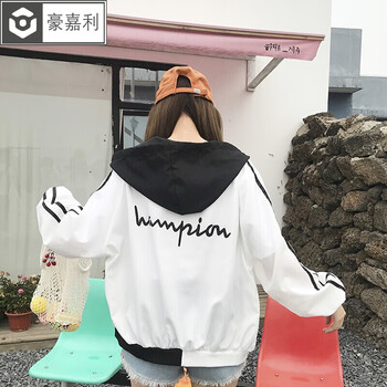 時(shí)尚短外套，微胖女孩的穿搭利器