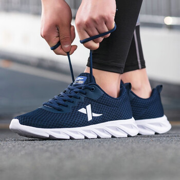 特步（XTEP）跑步鞋9063灰黑-網(wǎng)面 41