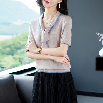 蝴蝶結(jié)毛衣，打造甜美少女風(fēng)