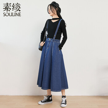 純色半身裙，打造優(yōu)雅少女風