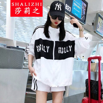 莎莉之（SHALIZHI） 連帽 長(zhǎng)袖 女 短外套 口袋，拼接，拉鏈