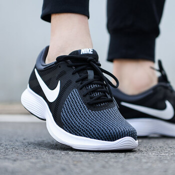 耐克（NIKE）跑步鞋 2019夏季新款908988-001黑色亮白 40