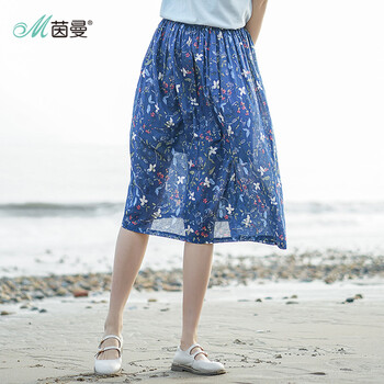 印花半身裙，打造浪漫少女感