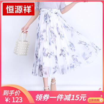 精致小短裙，打造優(yōu)雅女人味