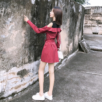 圓領(lǐng)連衣裙，讓你變身優(yōu)雅女神