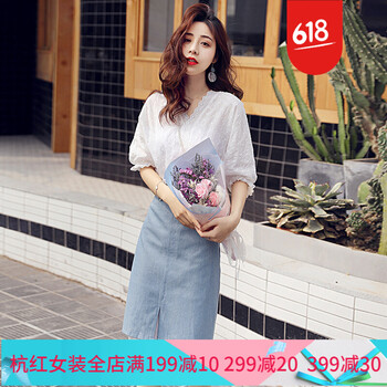 修身連衣裙，打造性感小女人