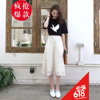 復(fù)古風(fēng)長(zhǎng)裙，讓你變身浪漫女神