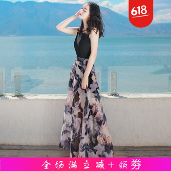 圓領(lǐng)連衣裙，打造性感小仙女范