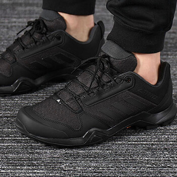 Adidas跑步鞋BC0524 