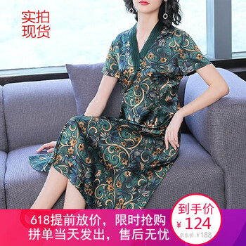 純色條紋裙，穿出你的少女心