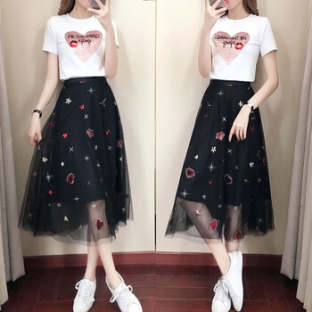 奧杜娜（aoduna） 條紋，圓點(diǎn)，碎花，純色 拼接，不規(guī)則，撞色，拼色，綁帶，紗網(wǎng) 連衣裙