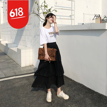 入門風(fēng)半身裙打造性感女神