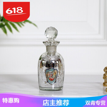 創(chuàng)意簡(jiǎn)約風(fēng)擺件，裝點(diǎn)客廳藝術(shù)感