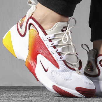 耐克（NIKE）跑步鞋415445-102/全掌AIR氣墊 42