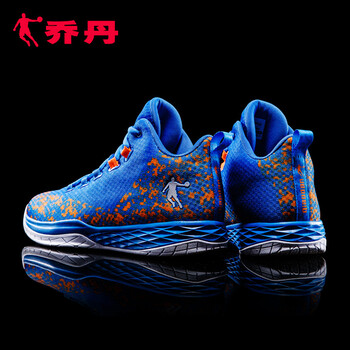 籃球鞋喬丹aj4