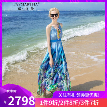 時(shí)尚小胸裙，打造優(yōu)雅女人味