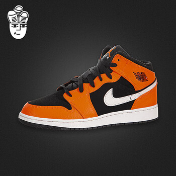 萌娃鐘愛(ài)的戰靴，你需要一套！