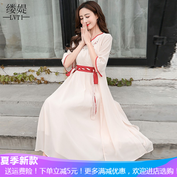 復古絲絨長(cháng)裙，打造優(yōu)雅小仙女