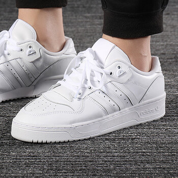 阿迪達斯（Adidas）板鞋DB0006休閑透氣 