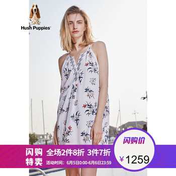 夏日海邊度假，雪紡連衣裙來(lái)助力