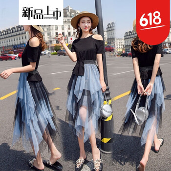 純色短袖連衣裙，打造時(shí)尚小仙女