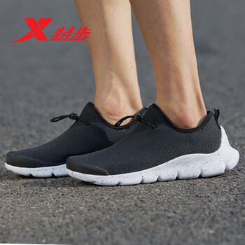 特步（XTEP）跑步鞋982319119028黑色（透氣網(wǎng)面） 