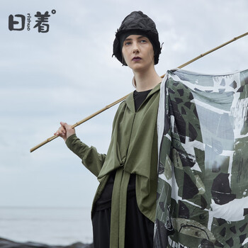 日著（rizhuo） 連帽 長(zhǎng)袖 女 短外套 飄帶