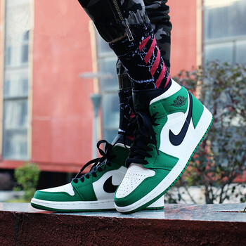 耐克（NIKE）籃球鞋852542-301白綠腳趾凱爾特人 