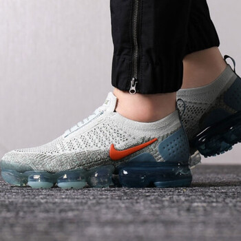 耐克（NIKE）跑步鞋AJ6599-005 